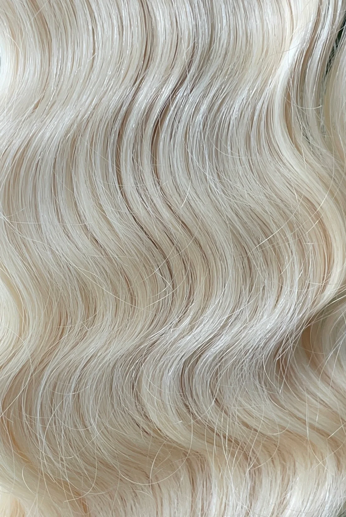Blonde 613 Indian Wavy Hair - Image 3